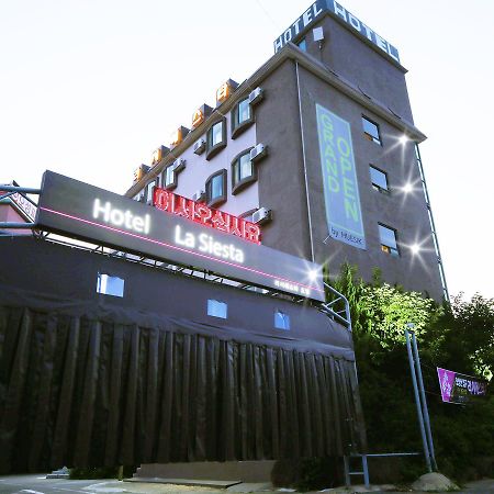 Gunsan La Siesta Hotel Exterior photo